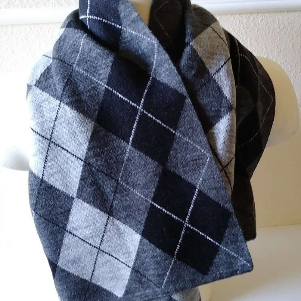 Classic Men's Business Pierre Cardin Scarf
